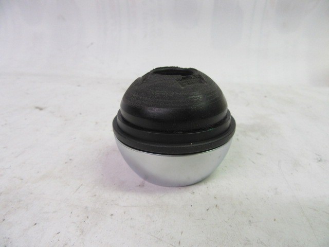 Alfa Romeo Giulietta gyári új váltógomb alsó rész 50294565