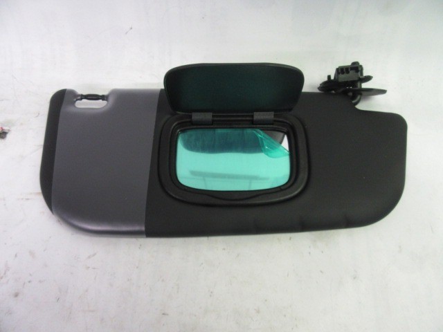 Alfa Romeo 147 gyári új, tükrös fekete színű, jobb oldali nap ellenző 156070687