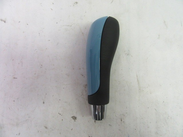 Fiat 500 gyári új világos kék színű váltókar ( automata ) 735588448