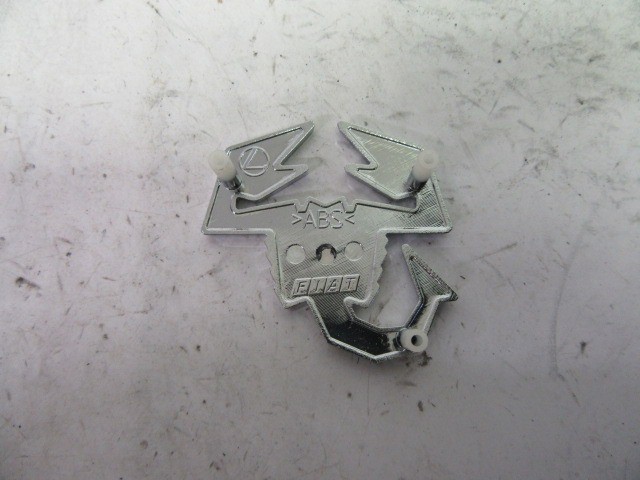 Abarth Grande Punto gyári új embléma  a műszerfalra 735458890