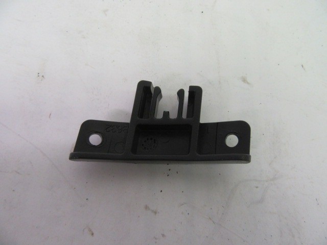 Fiat Doblo I.-II. gyári új tankajtó bepattintó 46790825