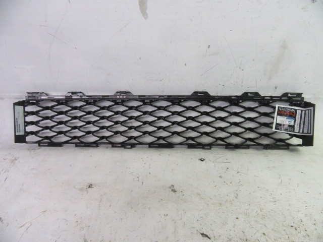 Fiat 500 Fl 2015- utángyártott új, első lökhárító középső díszrács pop kivitel 735642075