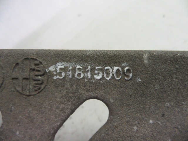 Alfa Romeo Giulietta bal hátsó alsó lengőkar 51815009