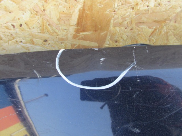 75643 Alfa Romeo 159, Brera, Spider fekete színű bal első sárvédő, a képen látható sérüléssel 