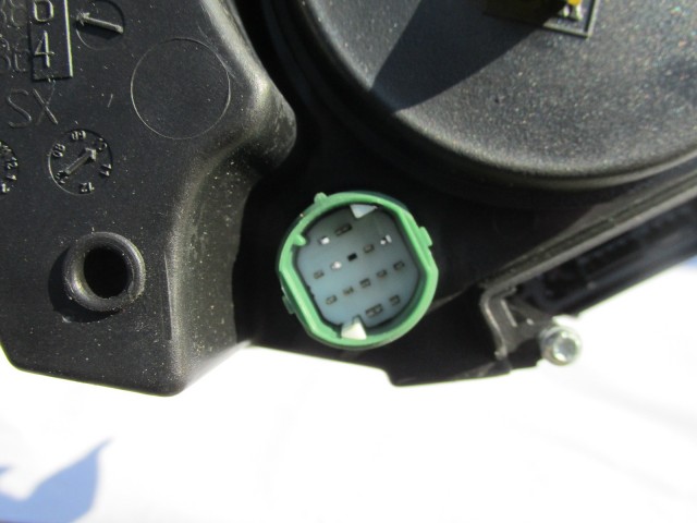 Alfa Romeo MiTo gyári új bal első xenon fényszóró 50521540