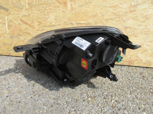 Alfa Romeo Giulietta gyári új jobb első fényszóró 50526803 ( jobb kormányos kivitel)