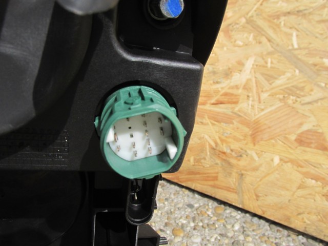 Alfa Romeo Giulietta gyári új jobb első fényszóró 50526803 ( jobb kormányos kivitel)