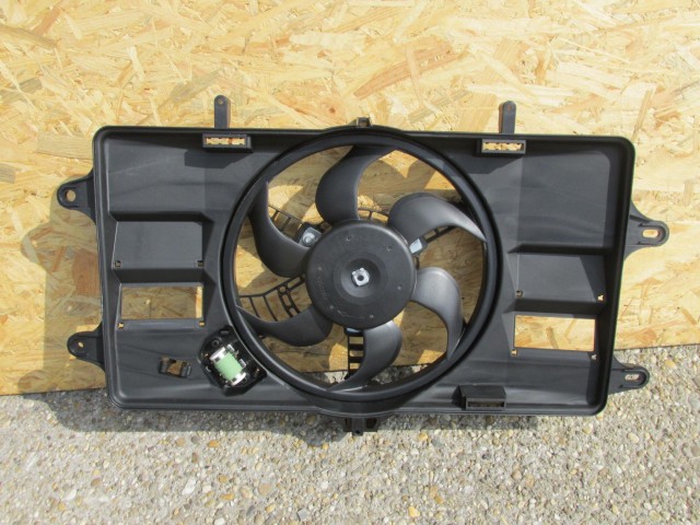 Fiat Doblo I.  1,2 8v benzin gyári új hűtőventilátor kerettel Klímás kivitel 51738718