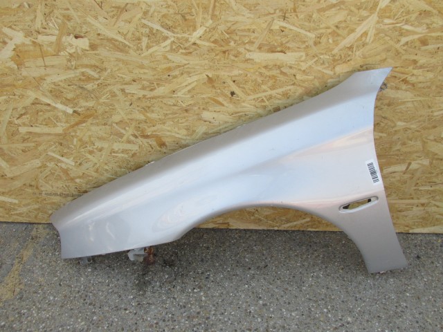 79432 Alfa Romeo 166 Fl 2003-2007 ezüst színű bal első sárvédő 