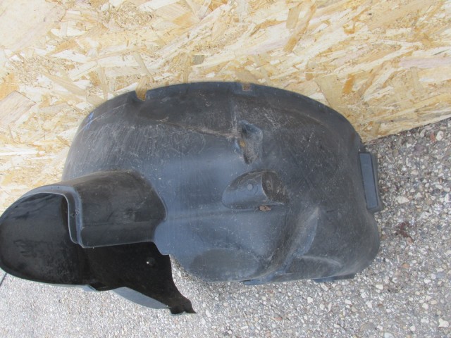 Lancia Ypsilon II. 2003-2010 bal első kerékjárati dobbetét   46822939