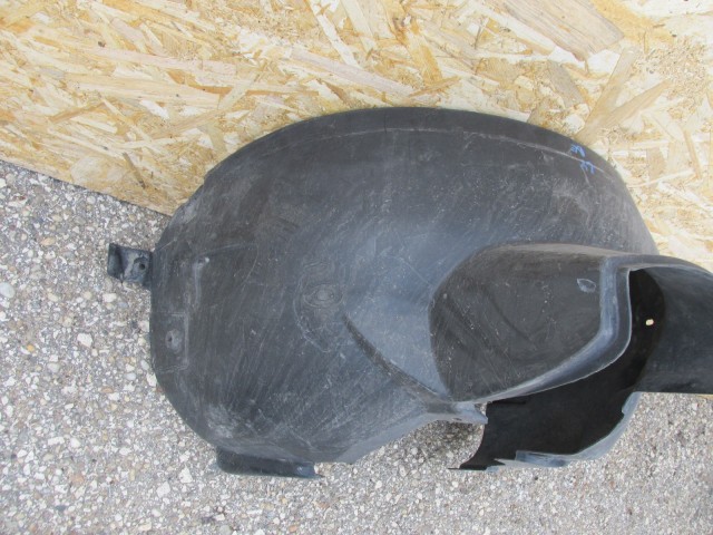 Lancia Ypsilon II. 2003-2010 bal első kerékjárati dobbetét   46822939