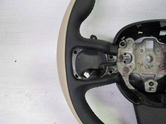 Fiat 500 L gyári új bézs, fekete bőr kormánykerék, kormányváltó kapcsolókkal 735560307