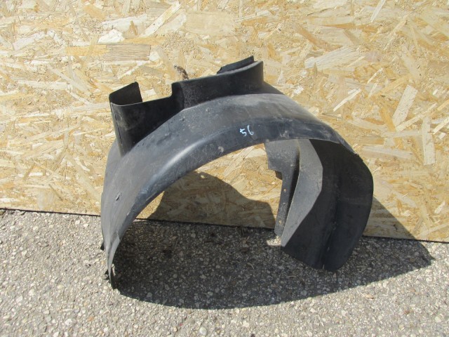 Alfa Romeo 156 jobb első kerékjárati dobbetét 60619623