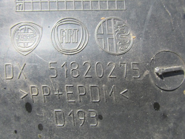 Abarth 500 jobb hátsó kerékjárati dobbetét 51820275