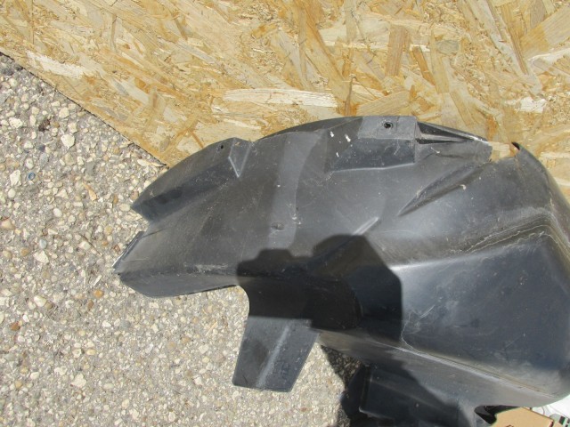 Abarth 500 bal hátsó kerékjárati dobbetét 51820274