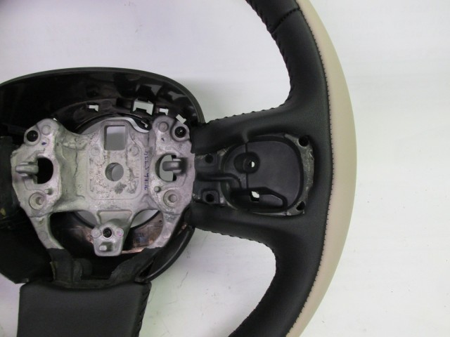 Fiat 500 L gyári új bézs, fekete bőr kormánykerék 735574850