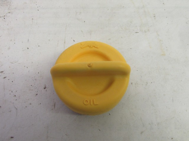 Alfa Romeo, Fiat, Lancia utángyártott új olajbeöntő sapka 55187763