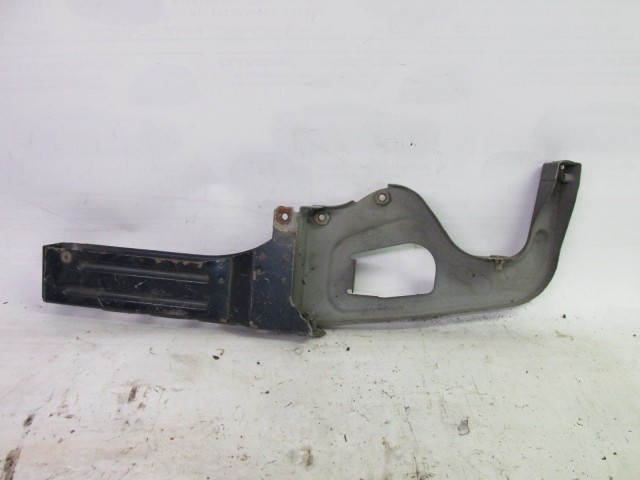 82138 Lancia Lybra jobb első lökhárító, sárvédő tartó 46553868