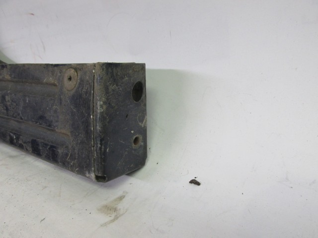 82131 Lancia Lybra bal első lökhárító, sárvédő tartó 46553869