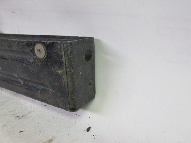 82133 Lancia Lybra bal első lökhárító, sárvédő tartó 46553869