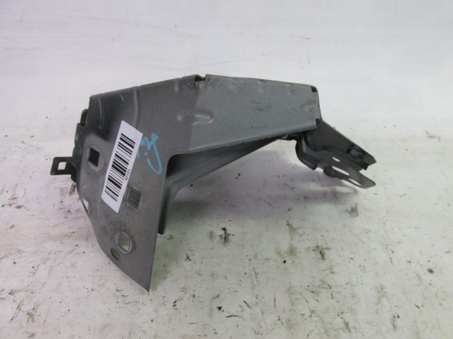 82103 Alfa Romeo Giulietta jobb első sárvédő tartó 50509660