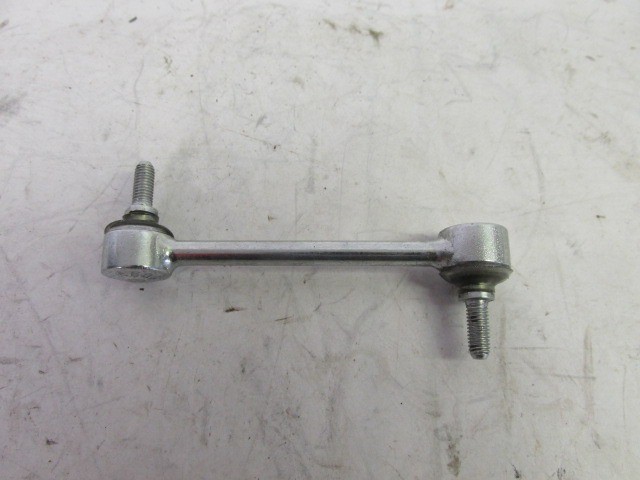 Alfa Romeo 159, Brera gyári új hátsó xenonpotméter összekötő tengely, két kerekes kivitel 51796770