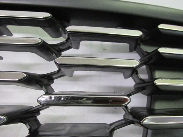 Fiat Tipo 2015- utángyártott új felső díszrács krómos 735642866