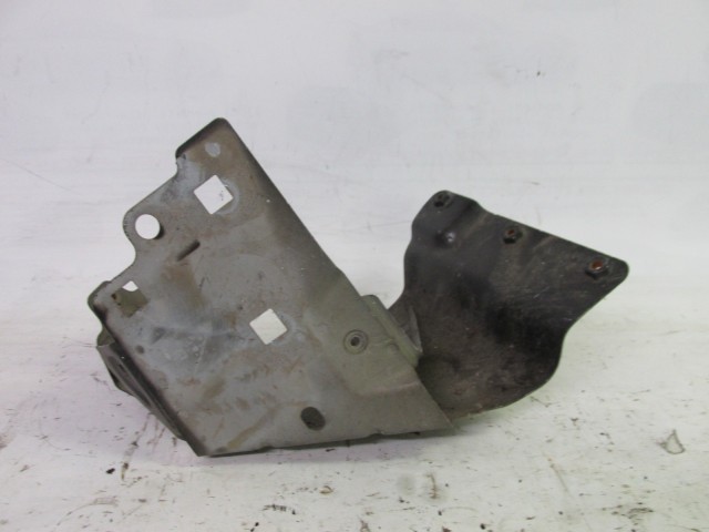 82145 Lancia Delta 2008-2014 bal első sárvédő tartó 51808584