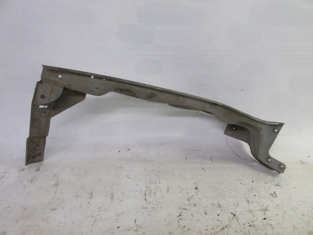 Fiat Multipla II. 2003-2010 bal oldali ezüst színű zárhíd, lámpakeret 51752043