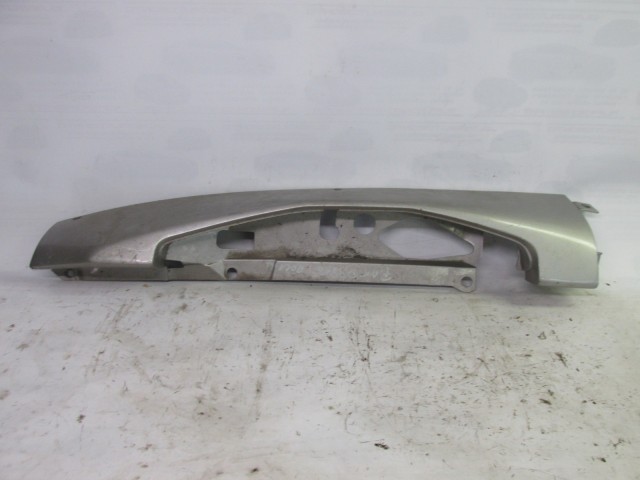 82321 Fiat Doblo I. 2000-2005 jobb hátsó lámpa keret, felnyíló ajtós kivitelhez 735281888