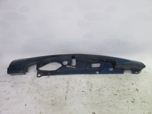 82323 Fiat Doblo I. 2000-2005 bal hátsó lámpa keret, felnyíló ajtós kivitelhez 735281889