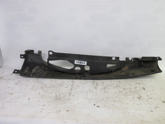 82326 Fiat Doblo I. 2000-2005 bal hátsó lámpakeret, kettényíló ajtós kivitelhez 735302144