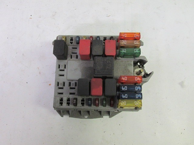 Fiat Doblo I.-II. külső biztosíték tábla 46835585