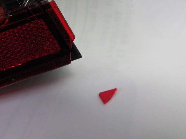 86224 Fiat Freemont bal hátsó külső lámpa, a képen látható sérüléssel 68078481AD