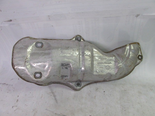 Alfa Romeo Giulietta 1,4 16v T-jet kipufogó hővédő lemez 51820487