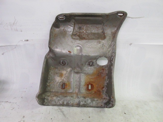 Alfa Romeo, Lancia kipufogó hővédő lemez 60674474