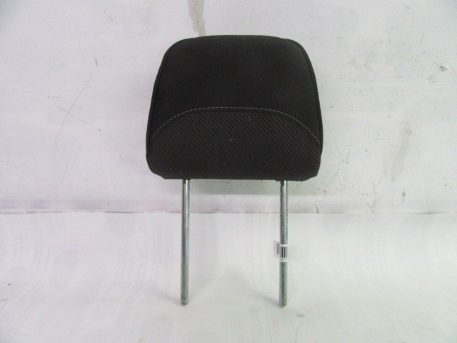 Alfa Romeo MiTo első fejtámla 