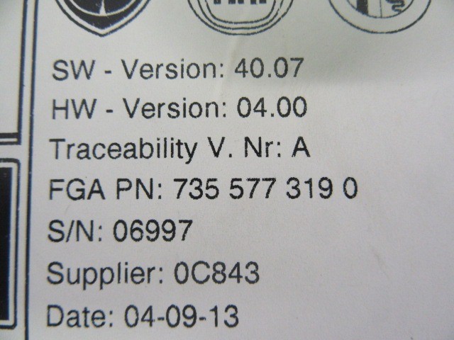 72857 Fiat 500 fehér színű cd-s rádió 735577319