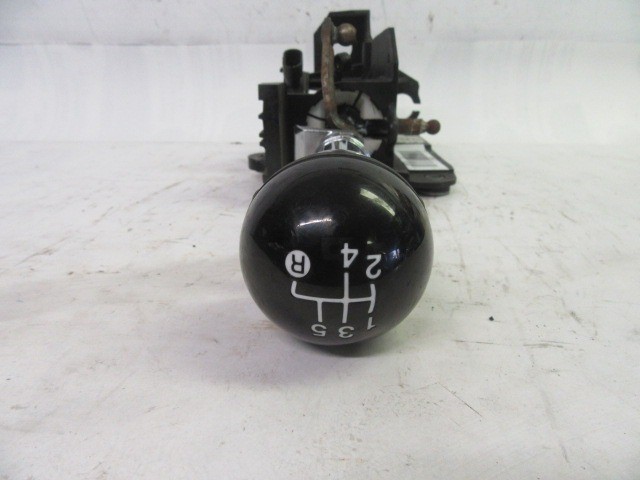 74687 Fiat 500 váltókulissza 5 sebességes 