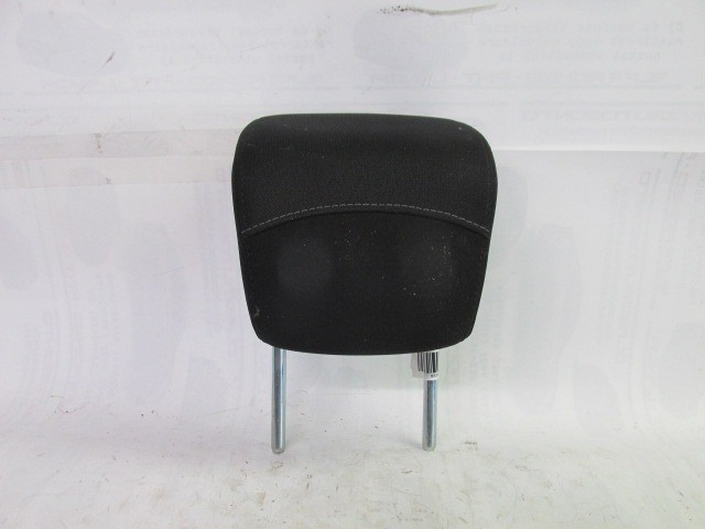 86597 Alfa Romeo MiTo hátsó fejtámla 