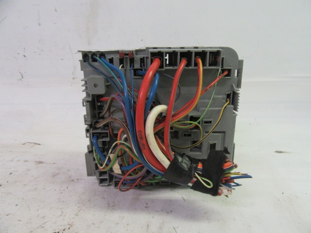 Fiat Grande Punto  külső biztosíték tábla 13687865