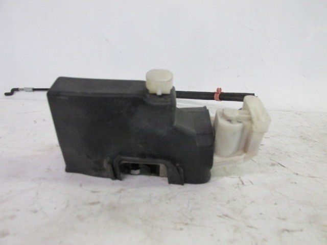Lancia Thesis bal hátsó ajtó zárszerkezet 51726837
