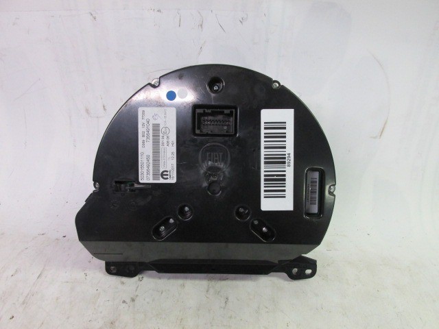 Fiat 500FL 735649245 számú óracsoport