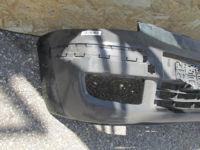 91473 Fiat Panda II. 2003-2012 fényezetlen fekete első lökhárító, a képen látható sérüléssel 