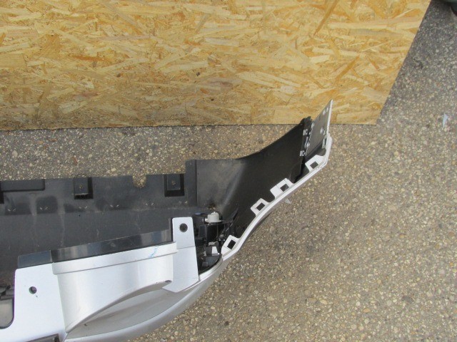 91358 Jeep Renegade első lökhárító