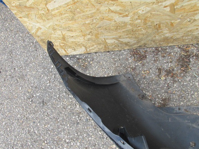 91389 Fiat My Punto 2012-2018 fekete színű első lökhárító