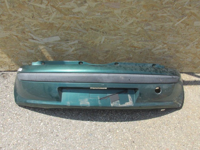 91466 Fiat Punto II. 5 ajtós zöld színű hátsó lökhárító