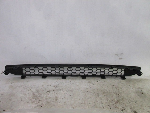 Fiat Nouva Punto, My Punto utángyártott új első lökhárító, felső díszrács 735548597