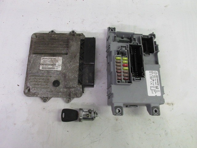 86432 Fiat Grande Punto 1,3 16v Mjet motorvezérlő 51871694