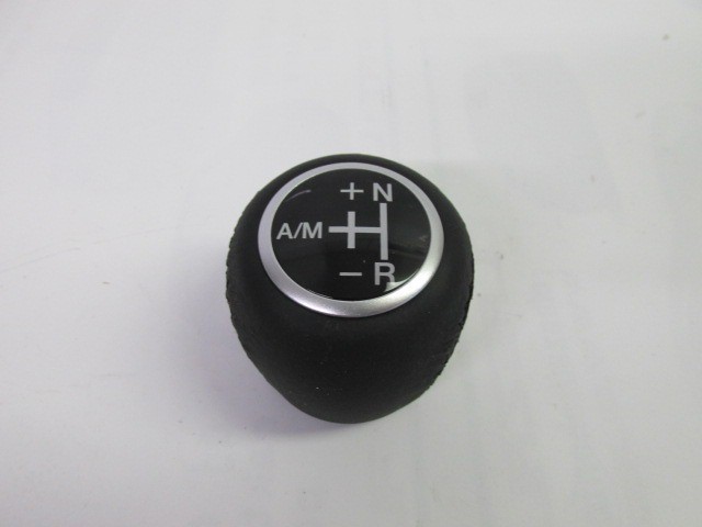 Fiat Grande Punto, Linea gyári új automata váltós bőr váltógomb  735450737